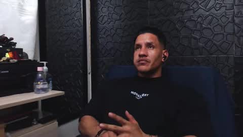 Viktor Herrera online show from 10.01.25