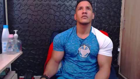 Snapshot of viktorherrera chatting on 02.03.26 Viktor Herrera online show from 02.03.26