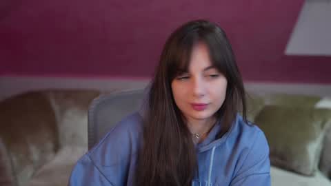 Snapshot of viktoria_storm chatting on 01.09.25 Alisa online show from 01.09.25