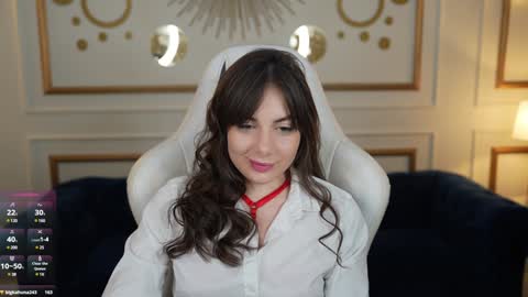 Snapshot of viktoria_storm chatting on 01.22.25 Alisa online show from 01.22.25