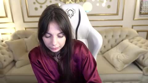 Snapshot of viktoria_storm chatting on 02.16.25 Alisa online show from 02.16.25