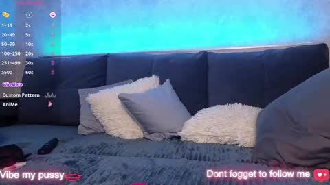 ViktoriaCruses online show from 01.23.25