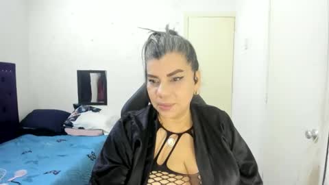 VIKY ADAMS online show from 01.15.26