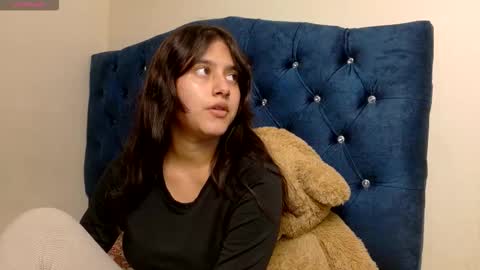 Snapshot of vikysexy28 chatting on 02.01.26 vikysexy28 online show from 02.01.26