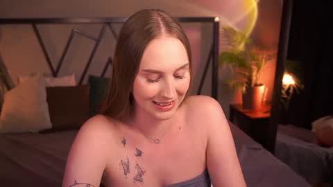Snapshot of vimilka chatting on 06.13.26 Vi online show from 06.13.26