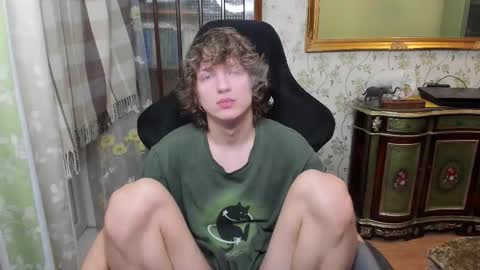 Snapshot of vince__dice chatting on 02.15.26 Dimoooooon online show from 02.15.26