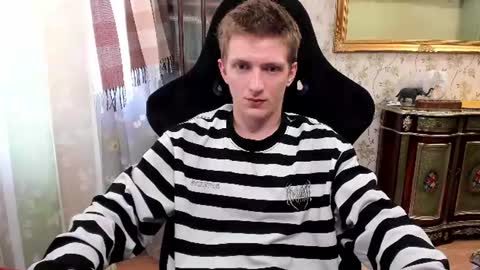 Snapshot of vince__dice chatting on 06.29.26 Dimoooooon online show from 06.29.26