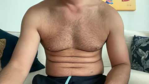 Snapshot of vincee2 chatting on 10.25.25 vincee2 online show from 10.25.25