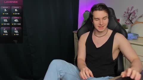 Vincent Strong online show from 11.02.25