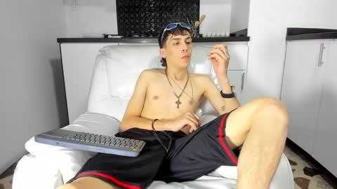 Vincent online show from 01.23.25