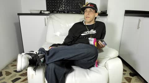 Vincent online show from 01.27.25