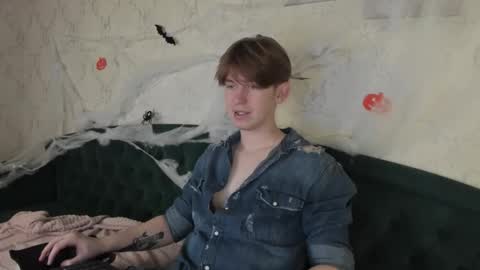 Vincent online show from 10.18.25