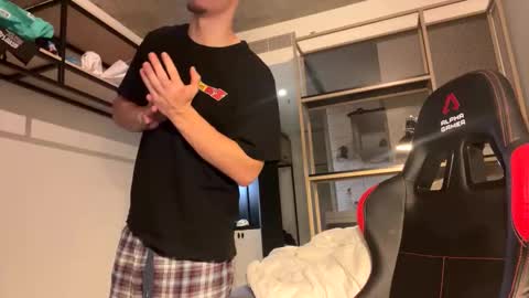 vincentprice69 online show from 11.30.25