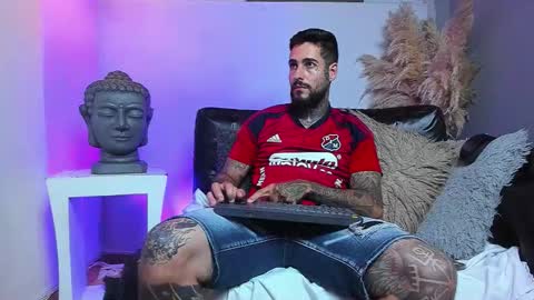 Snapshot of vincentsartori chatting on 03.12.26 Vincent Sartori online show from 03.12.26