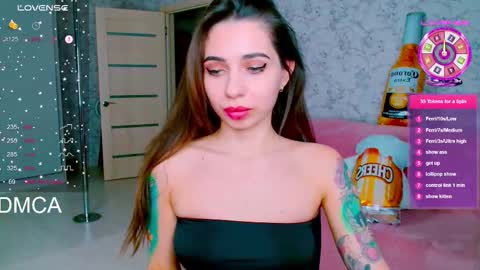 Vinkiepinkie online show from 10.03.25