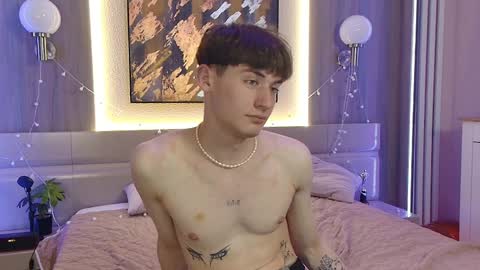 Snapshot of vinsant_x chatting on 04.09.26 Vinsant online show from 04.09.26