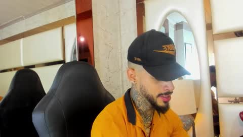 ---Vinzen--- online show from 11.26.25