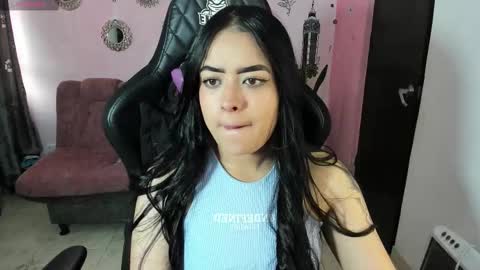 Daniela online show from 10.21.25