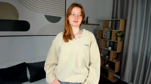 Viola but friends call me Sisi online show from 03.03.26