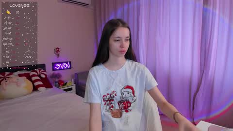 Snapshot of violarivera chatting on 03.09.26 violarivera online show from 03.09.26