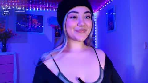 violet online show from 12.22.25