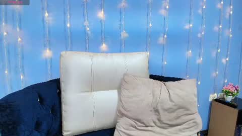 KARLA GAEZ online show from 06.25.26