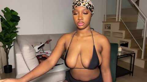 Fantasy Black Girl online show from 11.11.25