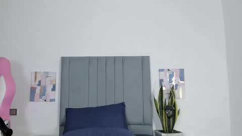 Violet online show from 01.13.25