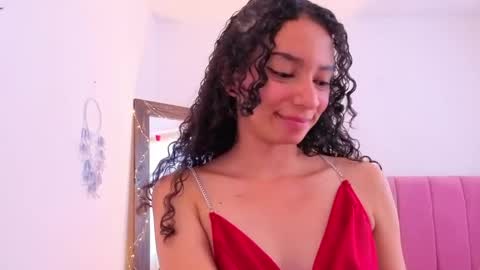Snapshot of violet__15 chatting on 04.25.26 violet__15 online show from 04.25.26