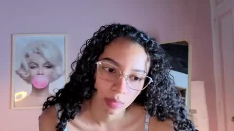 Snapshot of violet__15 chatting on 06.29.26 violet__15 online show from 06.29.26