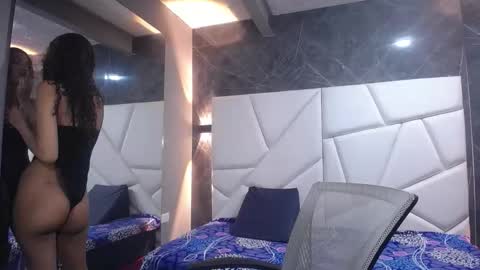 Violet online show from 03.16.26