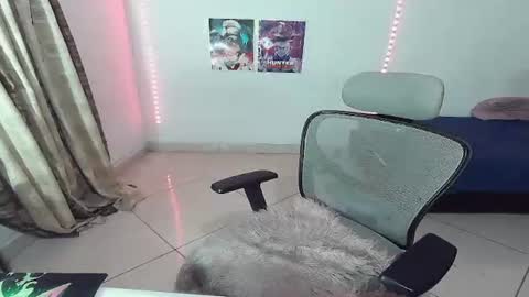 Violete Hentai01 online show from 06.02.26