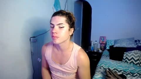 violet_hyuga online show from 11.09.25