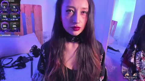 Snapshot of violet_jonesss chatting on 05.15.26 Violet Jones online show from 05.15.26