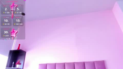 violet online show from 10.23.25