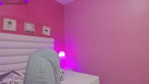 violet_sinclair online show from 06.02.26