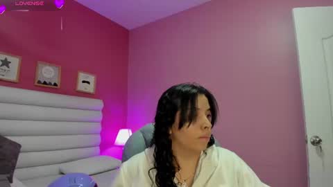 violet_sinclair online show from 07.07.26