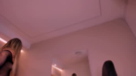 Snapshot of violeta_abel chatting on 09.09.25 Violeta online show from 09.09.25