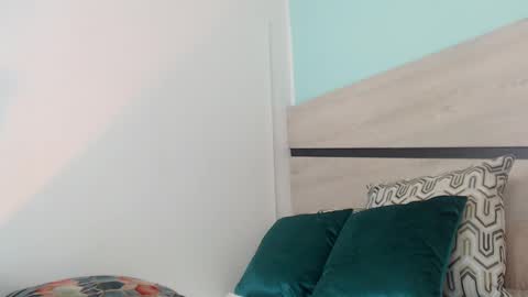 Snapshot of violeta_leon chatting on 12.29.24 Violeta leon online show from 12.29.24