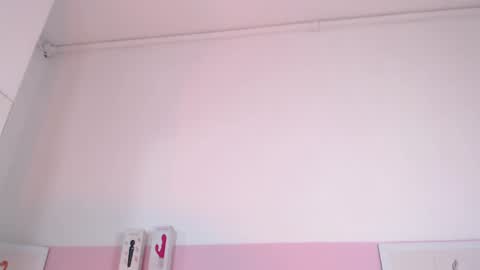 Snapshot of violeta_leon chatting on 02.13.25 Violeta leon online show from 02.13.25