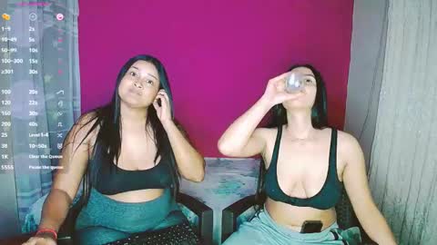 Snapshot of violeta_rouses chatting on 02.17.25 violeta_rouses online show from 02.17.25