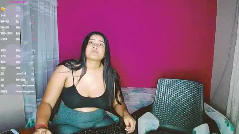 Snapshot of violeta_rouses chatting on 02.18.25 violeta_rouses online show from 02.18.25