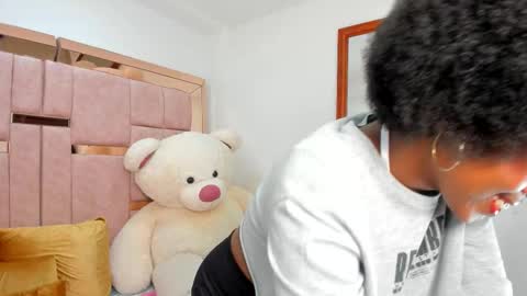 Violeta Ruiz online show from 12.22.25