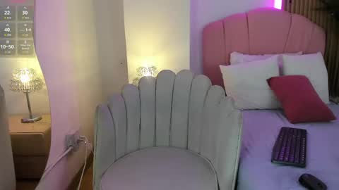 Snapshot of violeta_sannz chatting on 05.11.26 violeta_sannz online show from 05.11.26