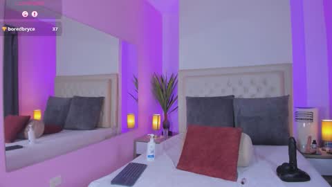 Snapshot of violeta_santanna chatting on 02.20.26 Sofi online show from 02.20.26