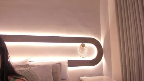 Violeta Sum online show from 03.22.26