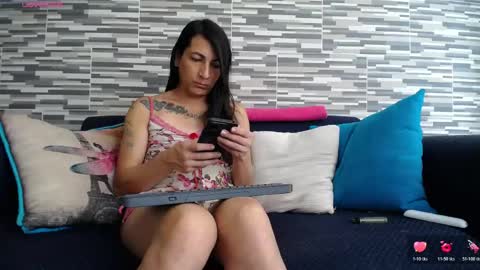 Snapshot of violetagomez_co chatting on 06.01.26 Violeta Gmez online show from 06.01.26