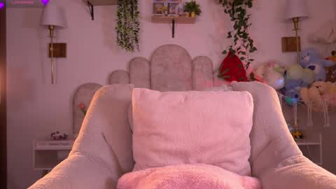 Snapshot of violeth___ chatting on 02.02.26 violeth___ online show from 02.02.26