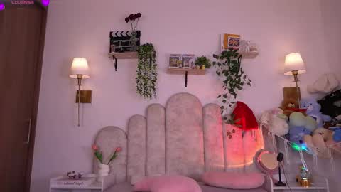 Snapshot of violeth___ chatting on 02.27.26 violeth___ online show from 02.27.26