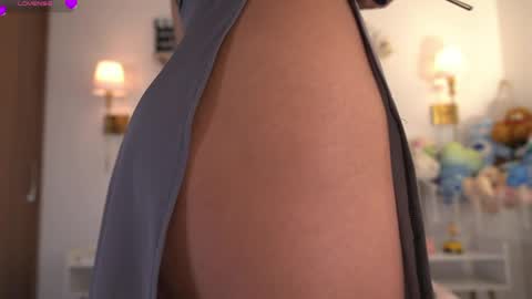 Snapshot of violeth___ chatting on 03.30.26 violeth___ online show from 03.30.26